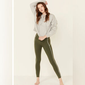 FP Movement by Free People You're a Peach Leggings Size Small NWT